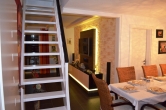 ***Exklusive Maisonettewohnung mit Balkon und Gartenanteil in ruhiger Lage*** - Treppe ins DG