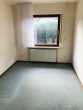 ***Doppelhaushälfte mit großer Ausbaureserve und Garage in ruhiger Wohnstrasse*** - Kinderzimmer