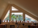 !!Super charmante 2 Zimmer ETW auf 2 Ebenen plus Süd-Loggia!! - großes Dachfenster